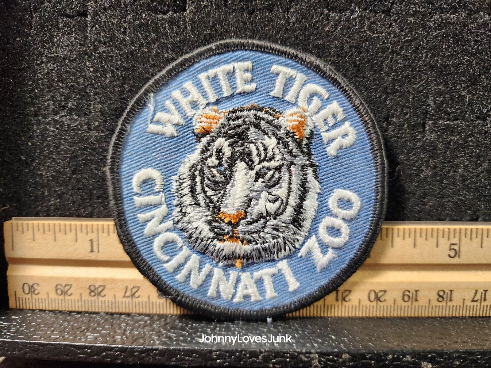 Vintage Cincinnati Patch Cincinnati Zoo White Tiger Rare New Ready2Wear 