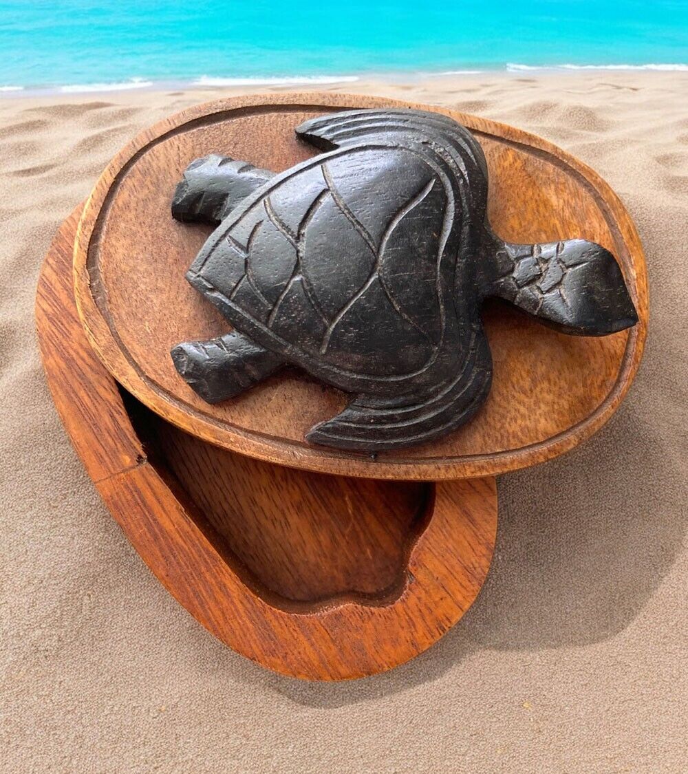 2 Piece Wooden Trinket Keepsake Box With Hand Carved Sea Turtle Lid Maui
