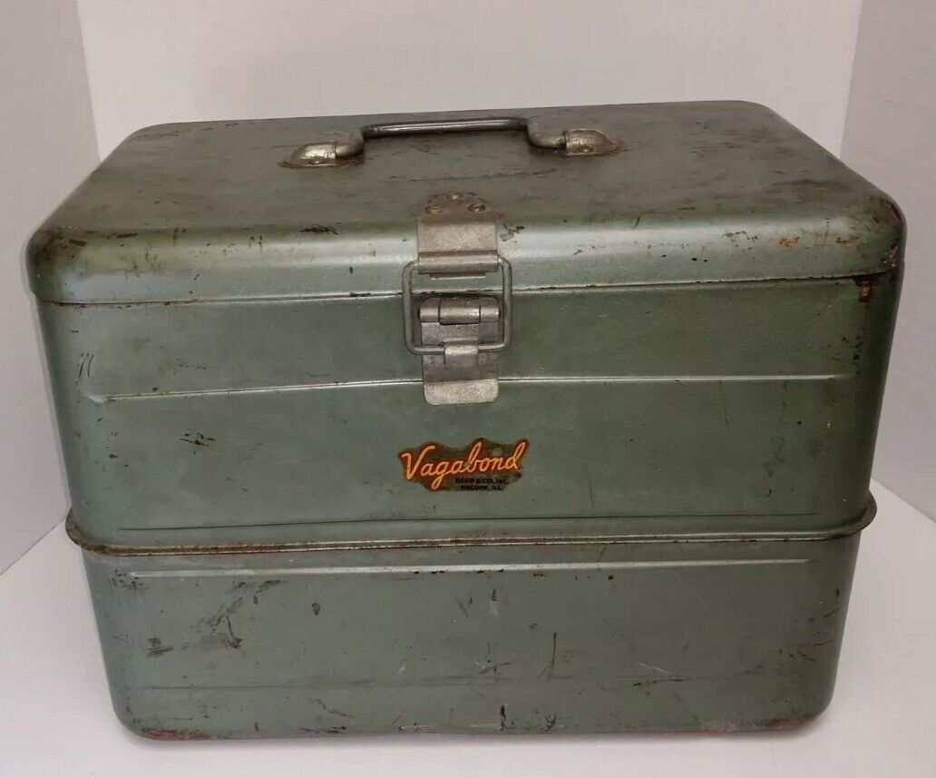 Vintage Vagabond Metal Ice Chest. Very Rare P/U Allowed in s.w. Chicago Suburb 