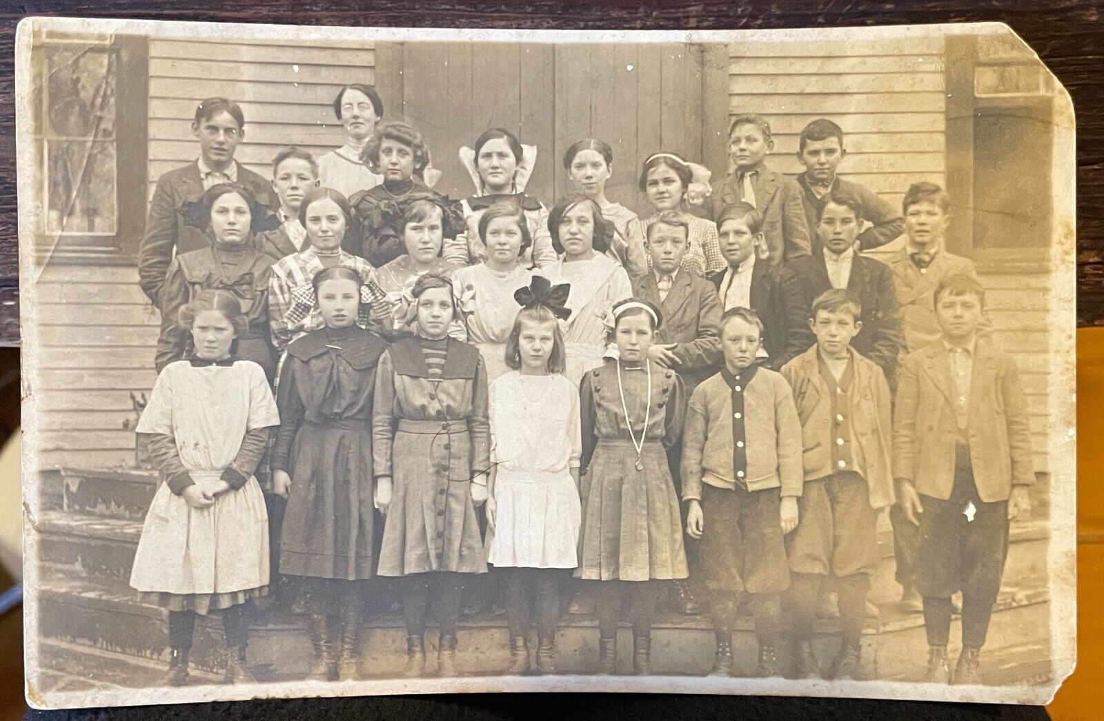 Non-postcard Photo OLD School Class Group Photo 1 Room School House c1900-1920s
