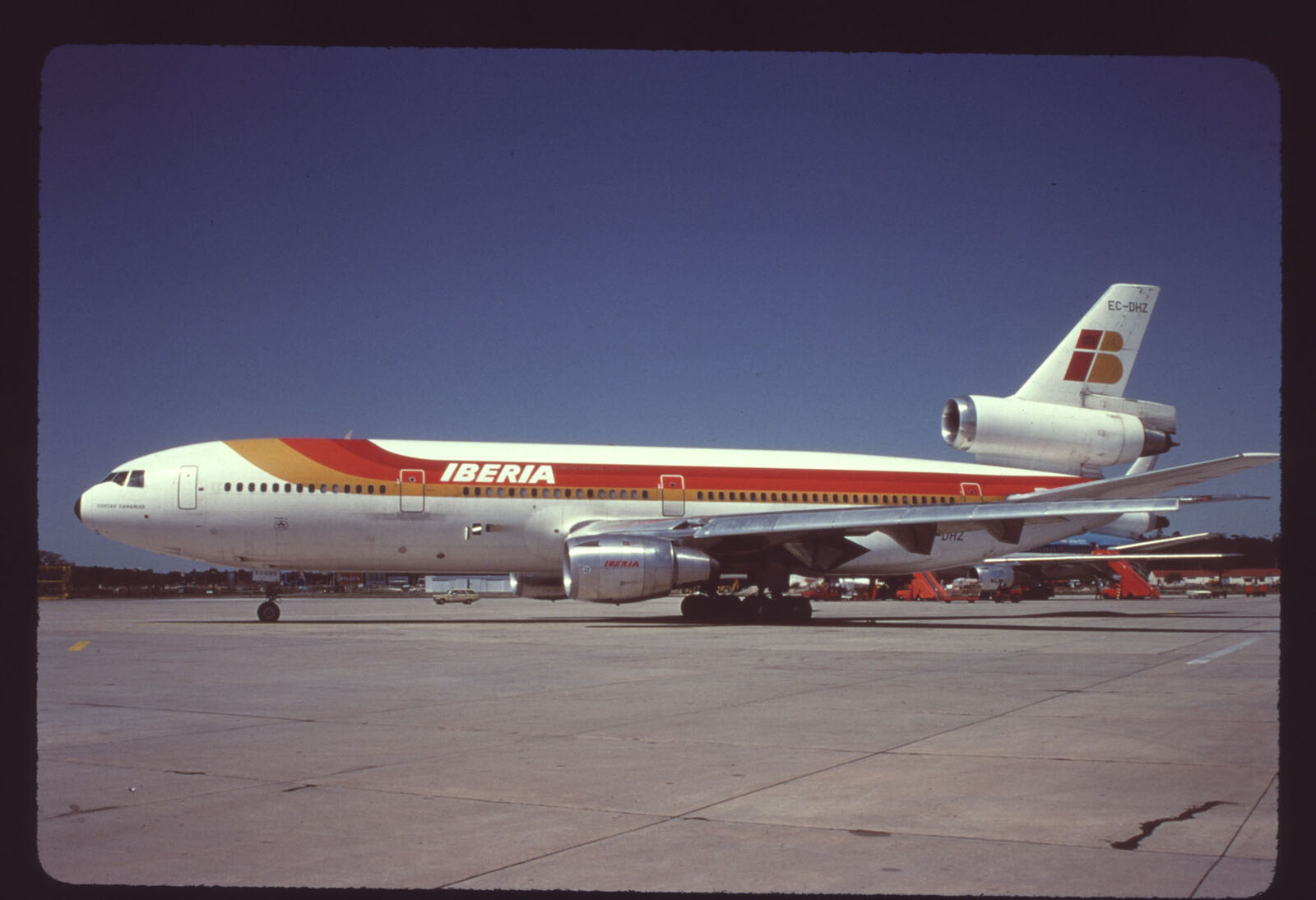 Dupe 35mm airline slide Iberia DC-10-30 EC-DHZ