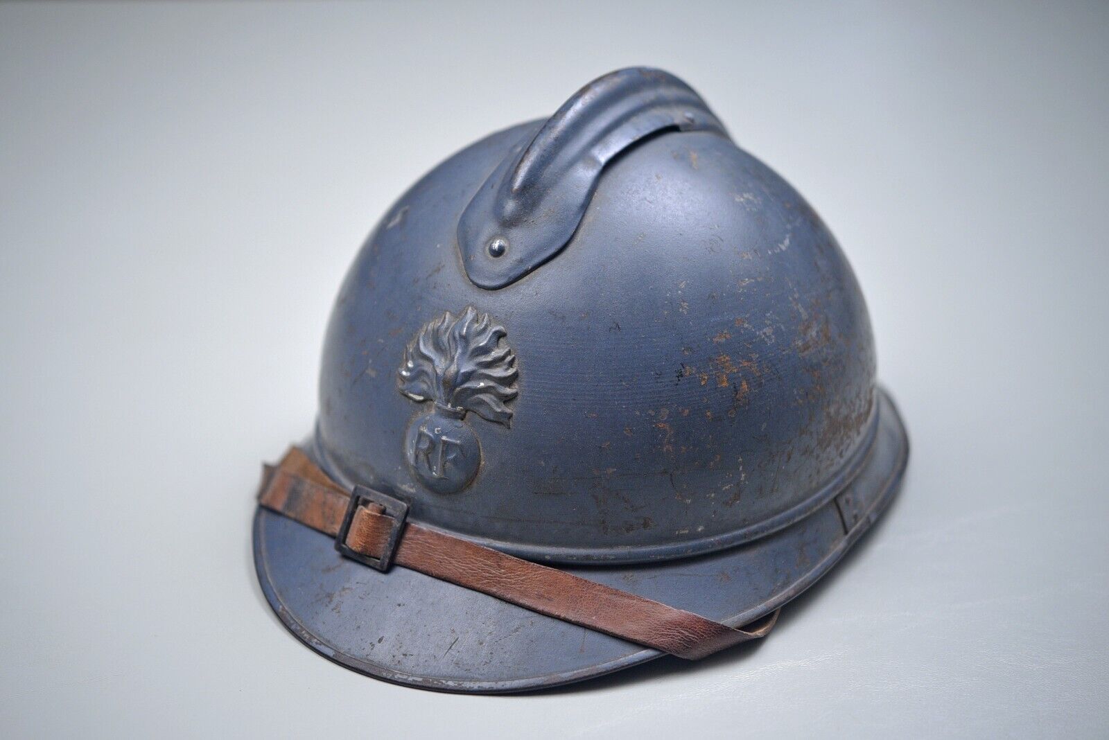 WWI FRENCH MODEL 1915 ADRIAN INFANTRY HELMET - COMPLETE