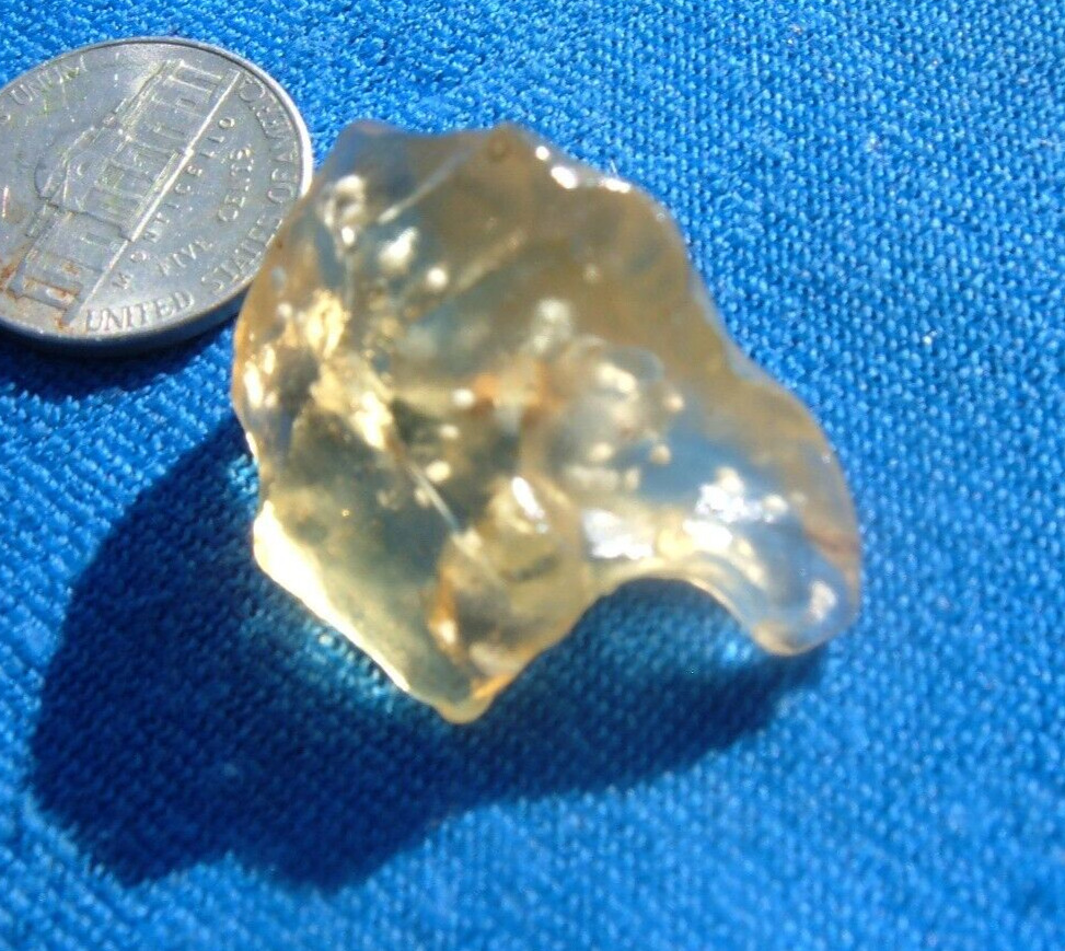 Libyan Desert Glass Meteorite Tektite impact specimen(  55 crt)Real Gem A+++