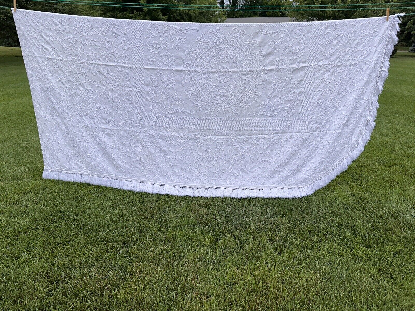 Vtg Bates Queen Elizabeth Matelasse Bedspread Blanket Full Antique White 80x113