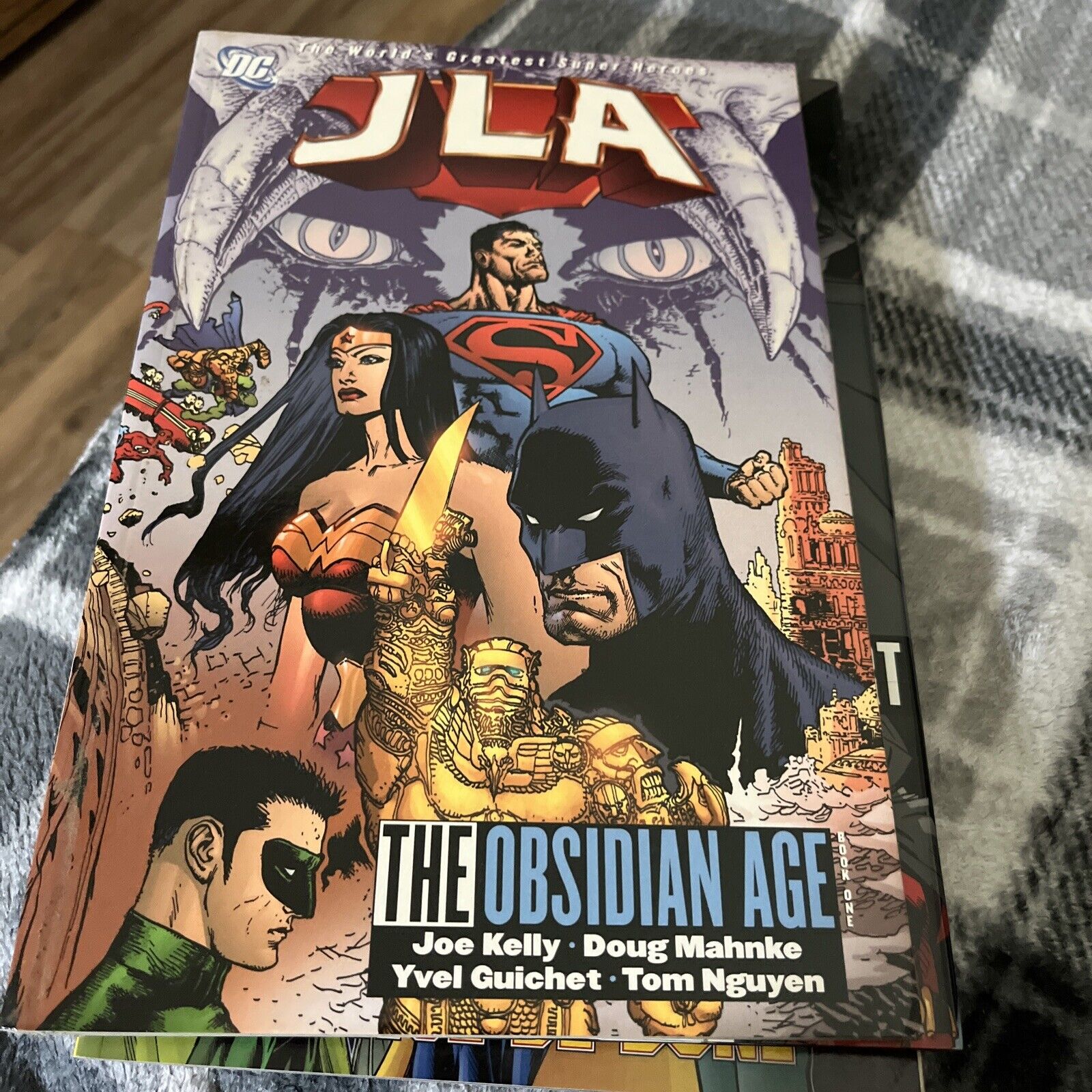 JLA: The Obsidian Age - Book 01 (Justice League (DC Comics) (paperback))
