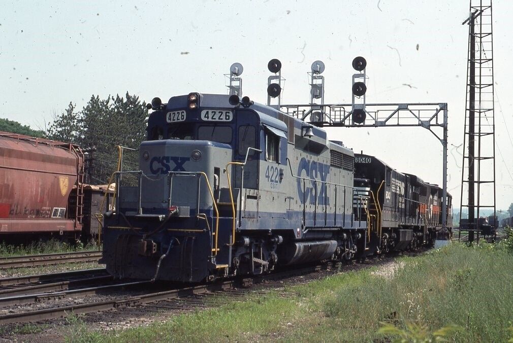 CSX 4226 Railroad Train Locomotive SCOTIA NY Original 1988 Photo Slide