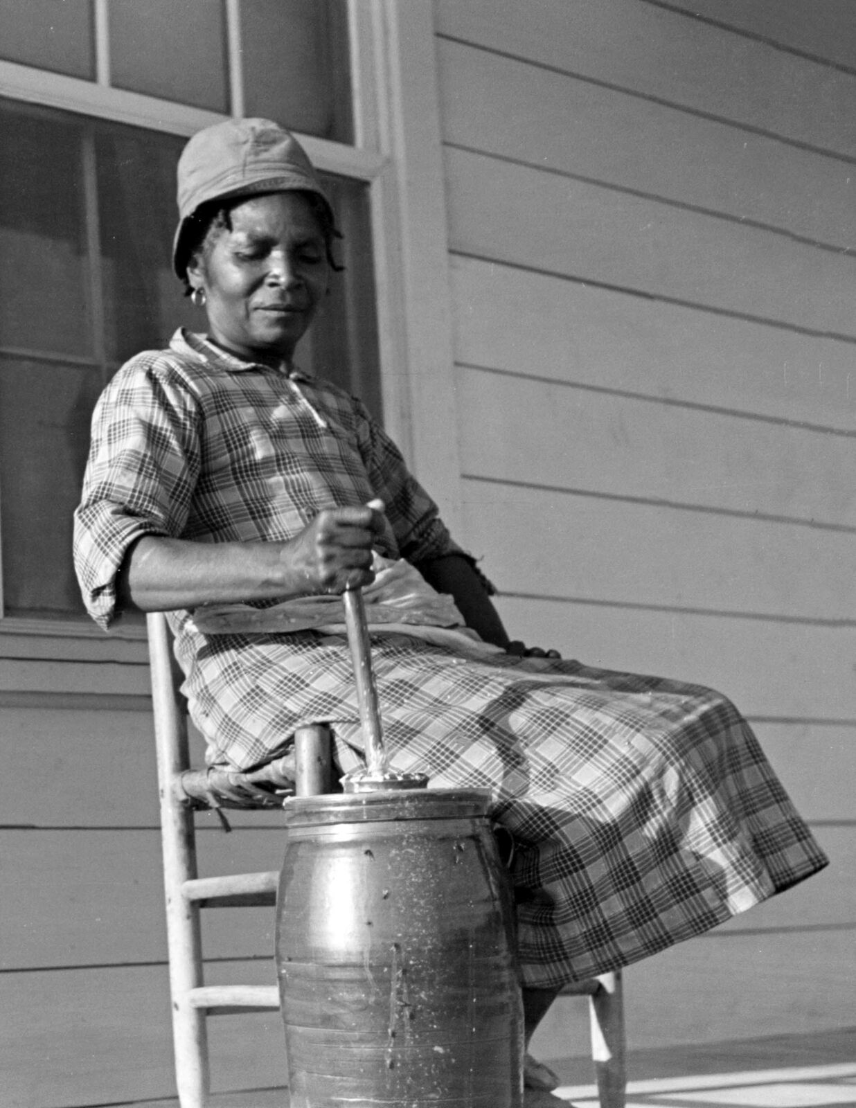 1939 African American Woman Churning Butter, AL Old Photo 8.5\