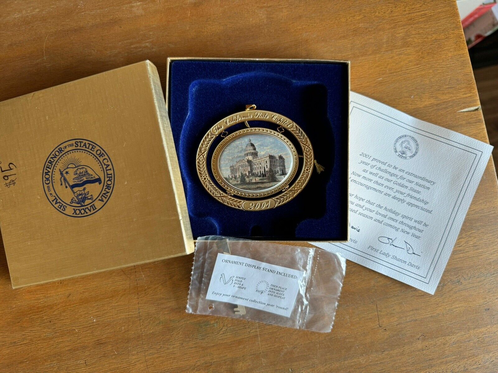 Vintage 2001 California State Capitol Seal of Governor Ornament W/Original Box