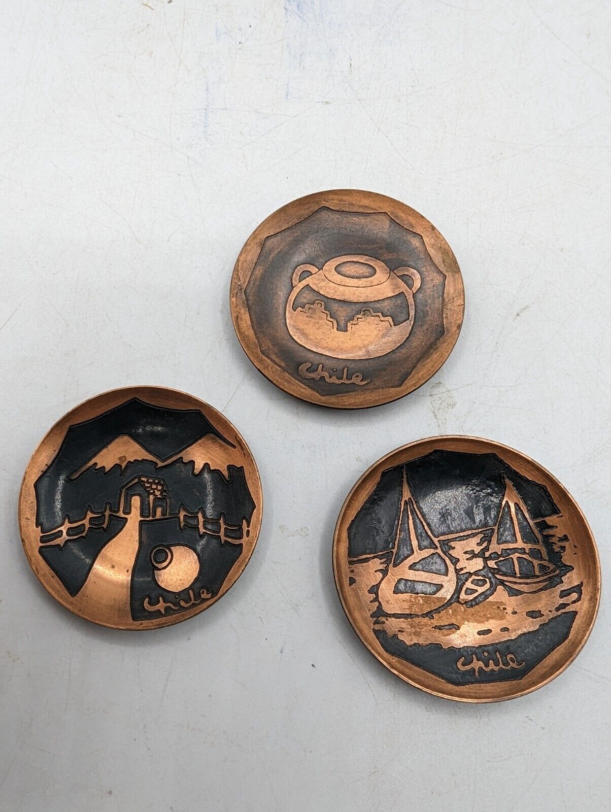 MCM Miniature Chile Copper Arts & Crafts Souvenir Bowls Vintage Set Of Three