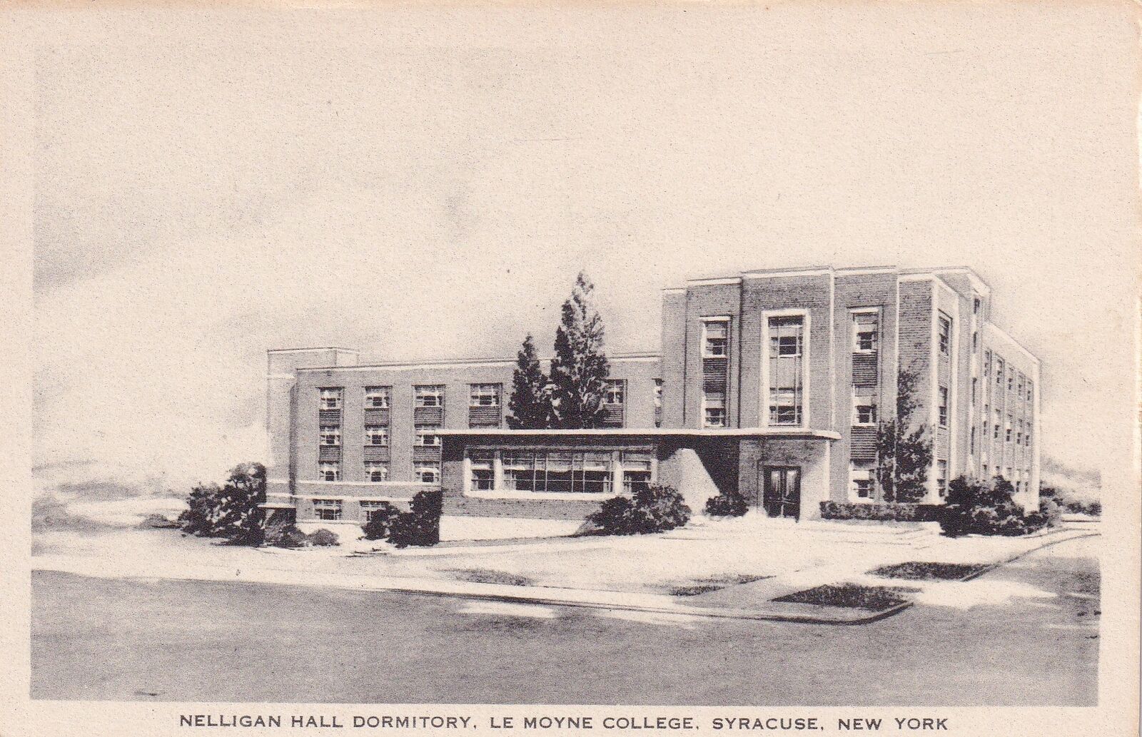 Syracuse NY New York Nelligan Hall Dormitory, Le Moyne College Postcard E02