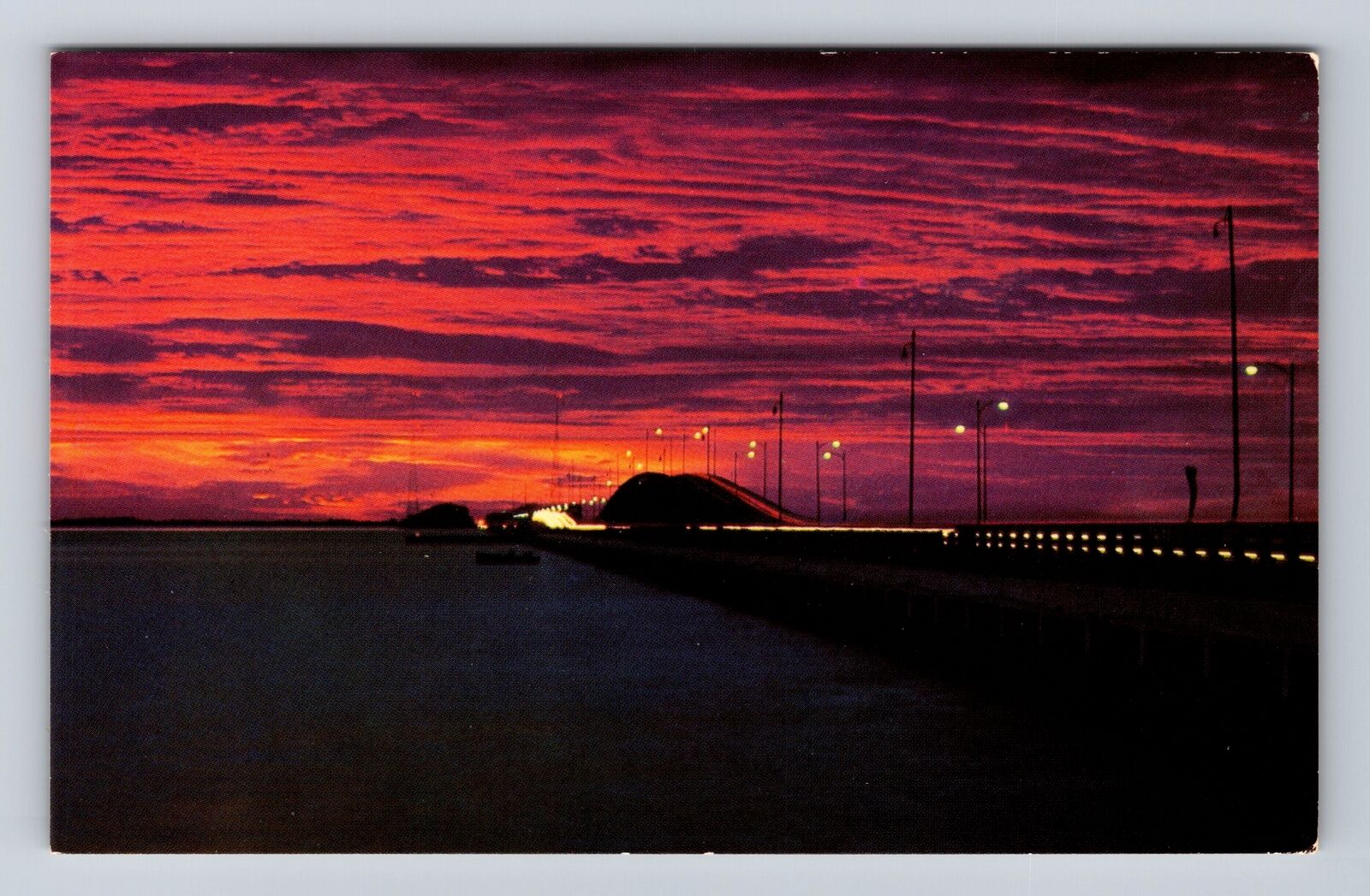 St Petersburg FL-Florida, Fiery Afterglow Paints The Clouds, Vintage Postcard