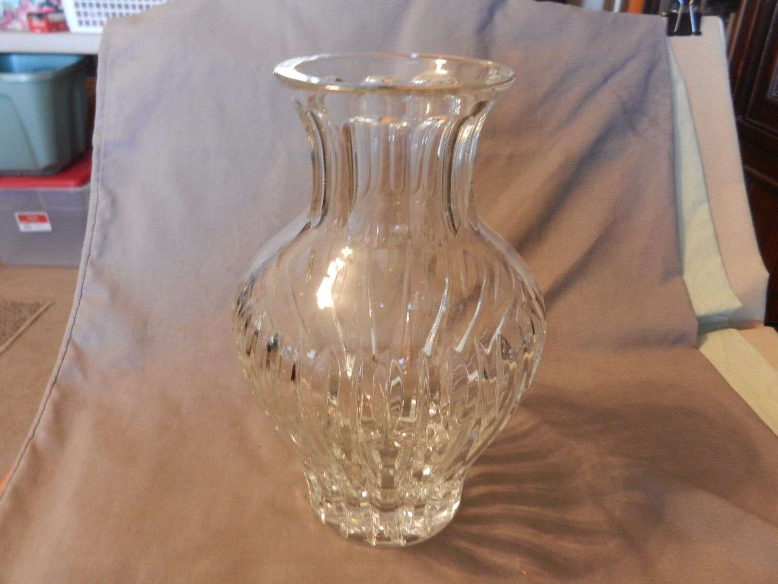 Large American Brilliant Period Deep Cut Crystal Vase Ribbed Pattern Starburst