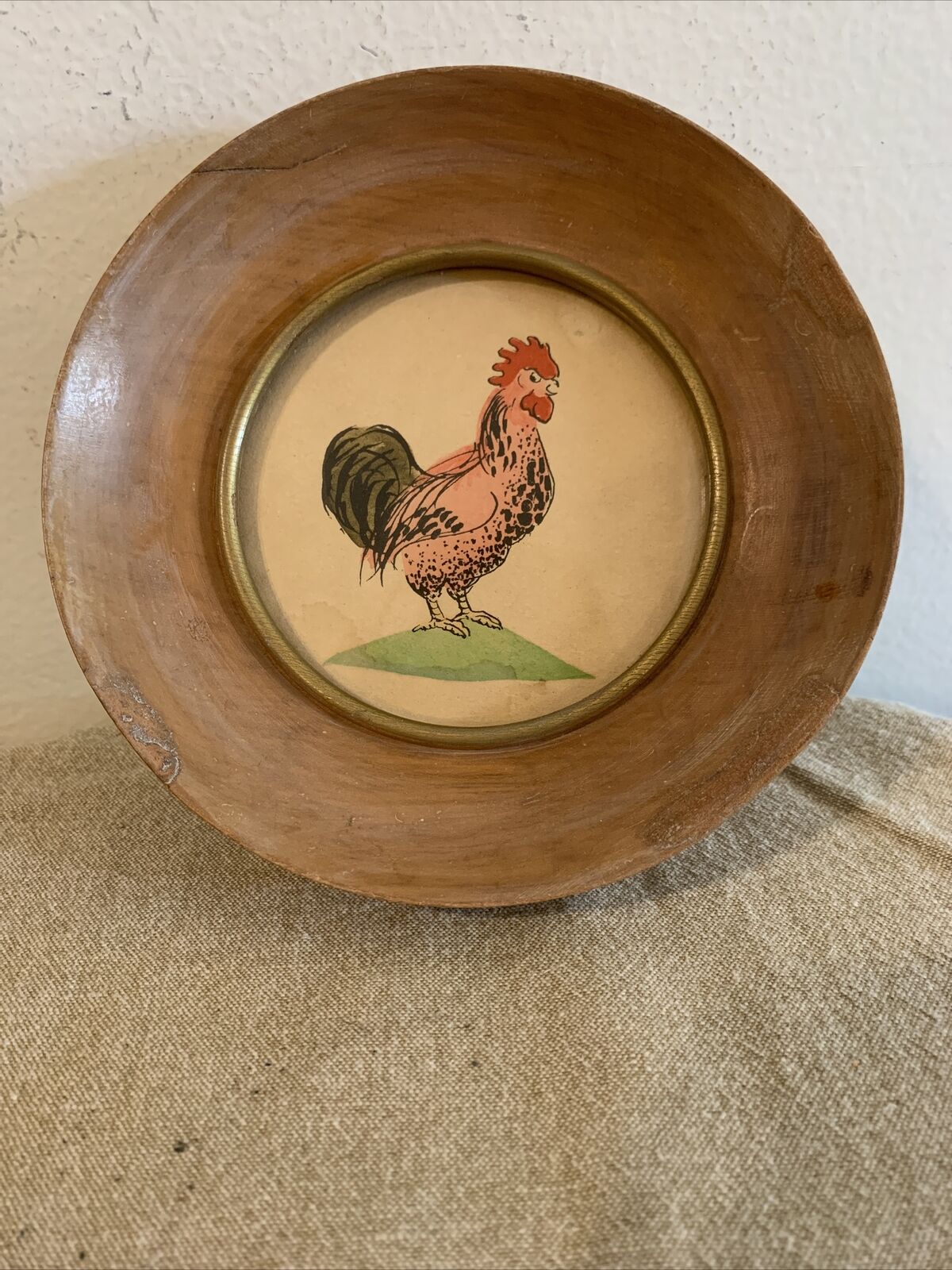 VTG  Miniature Painting angry rooster hen Water Color farm decor 50’s Round Wood