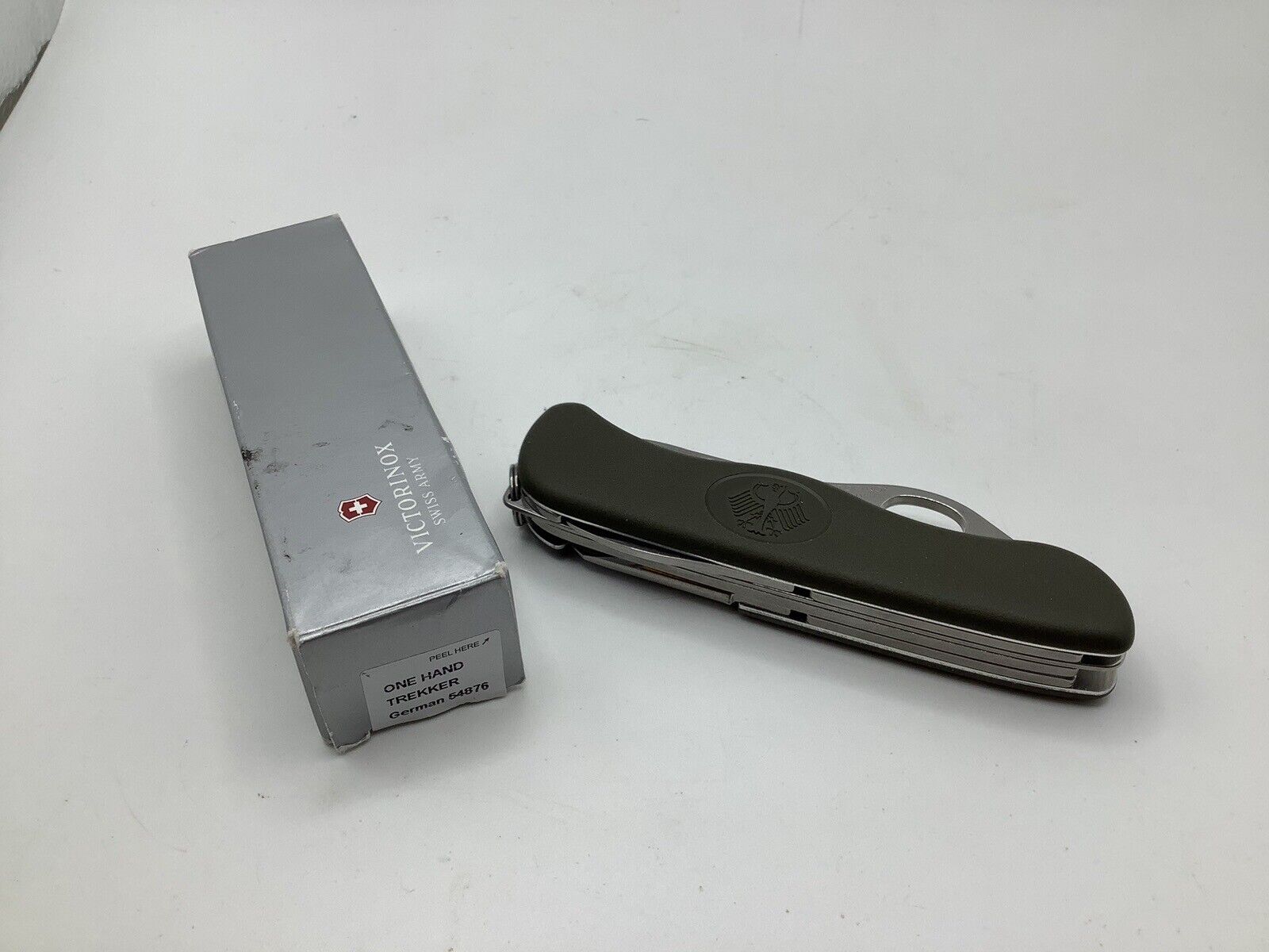 Victorinox One Hand Trekker German Knife New In Box 54876