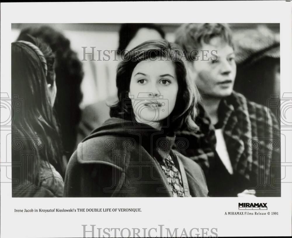 1991 Press Photo Actress Irene Jacob in \