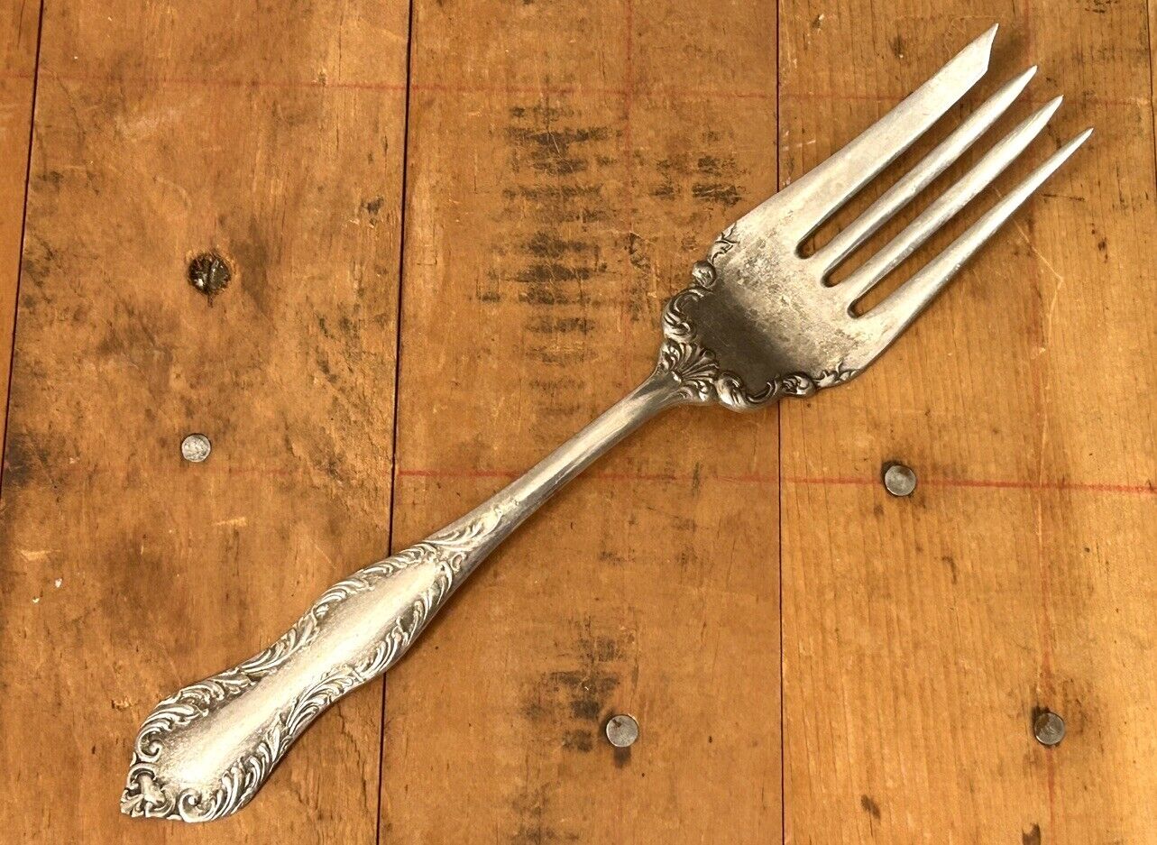 Vintage U. S. Silver Co. Serving Fork Fish Luncheon 8.2” Silverplate 4 Tines