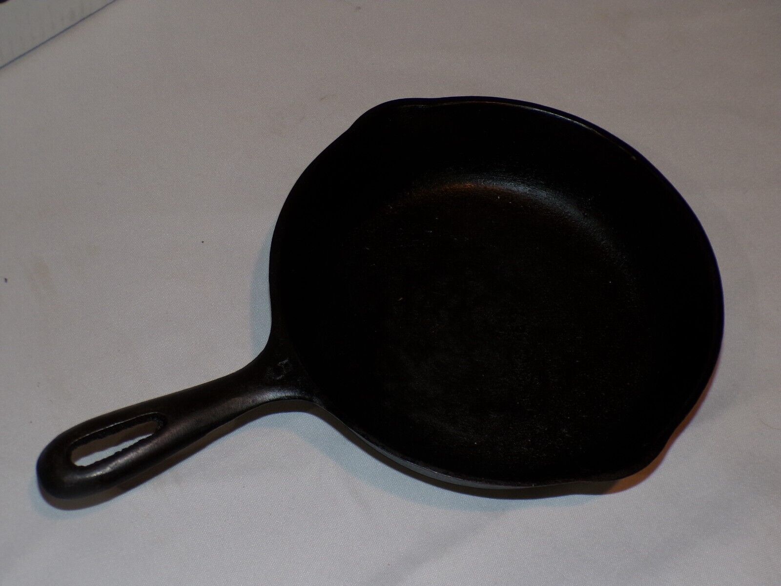 Griswold #5 Skillet 8 Inch Cast Iron Pan [c540]