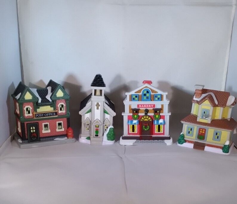 Christmas Cobblestone Corners Miniature Village Houses Set Of 4