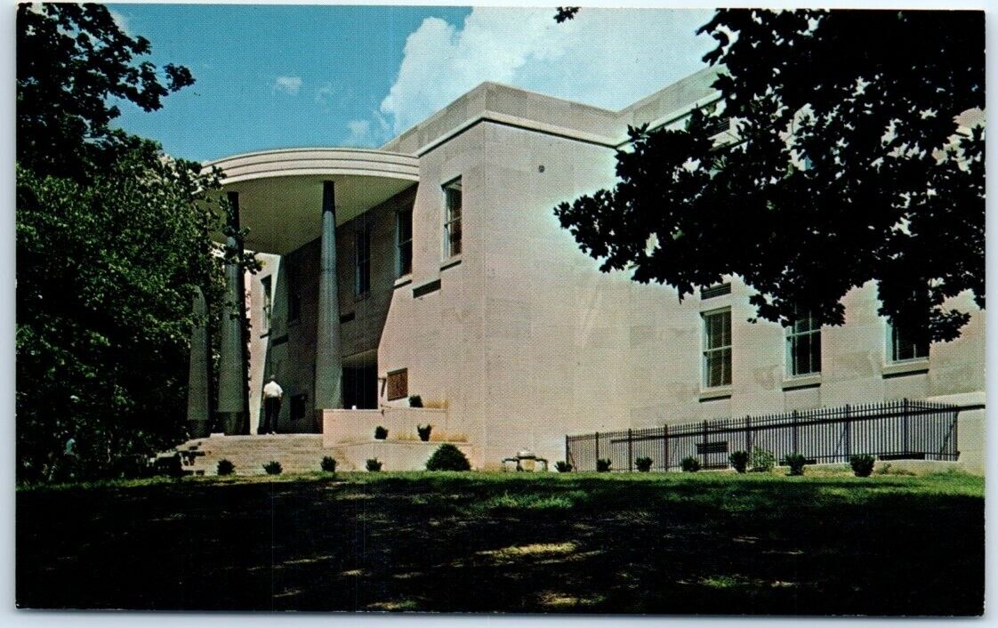 Postcard - Henderson County Courthouse - Henderson, Kentucky