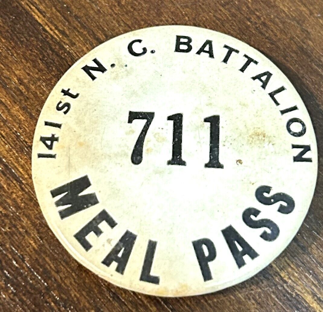 Vintage Military 141st N.C. Battalion 711 Meal Pass Pinback Button Navy