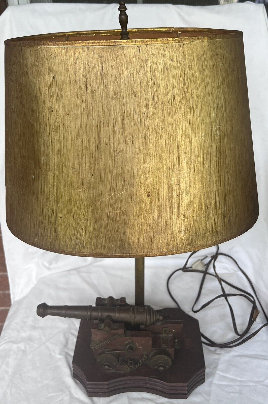 Rare Antique/Vintage Canon Wood & Brass Table Lamp