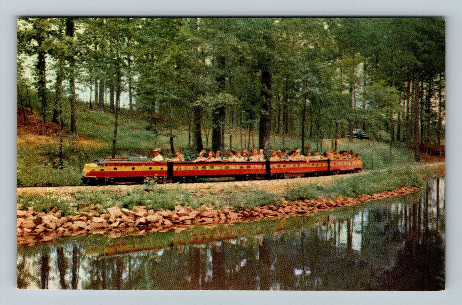 Chipley GA-Georgia, Ida Cason Callaway Gardens Vintage Souvenir Postcard