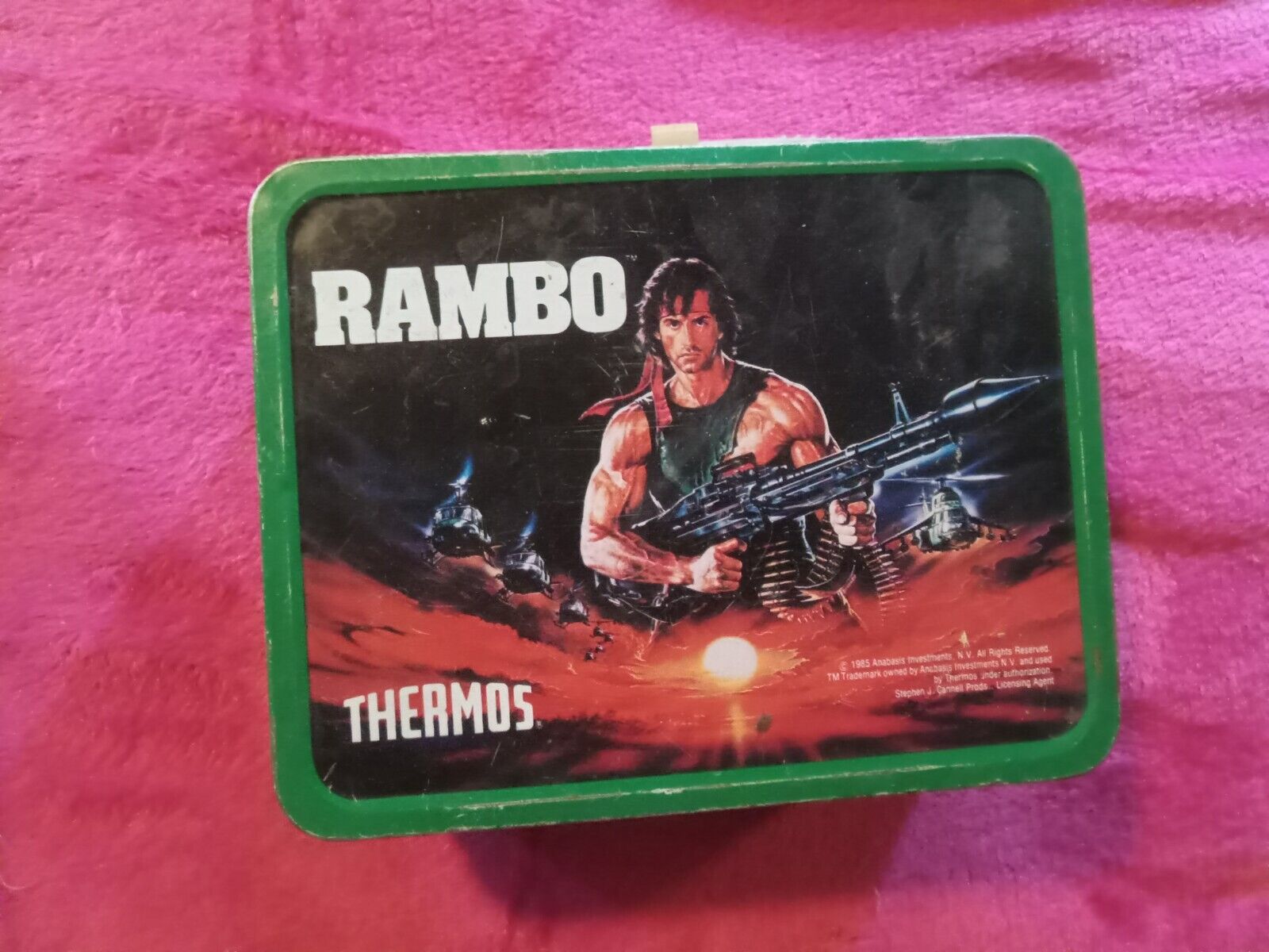 RAMBO 1985 VINTAGE METAL LUNCH BOX AND THERMOS GREEN SYLVESTER STALLONE 