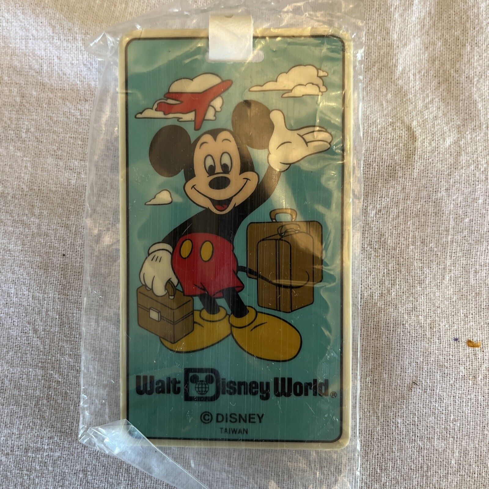 Vintage WALT DISNEY WORLD Mickey Mouse Luggage Tags NEW sun Package