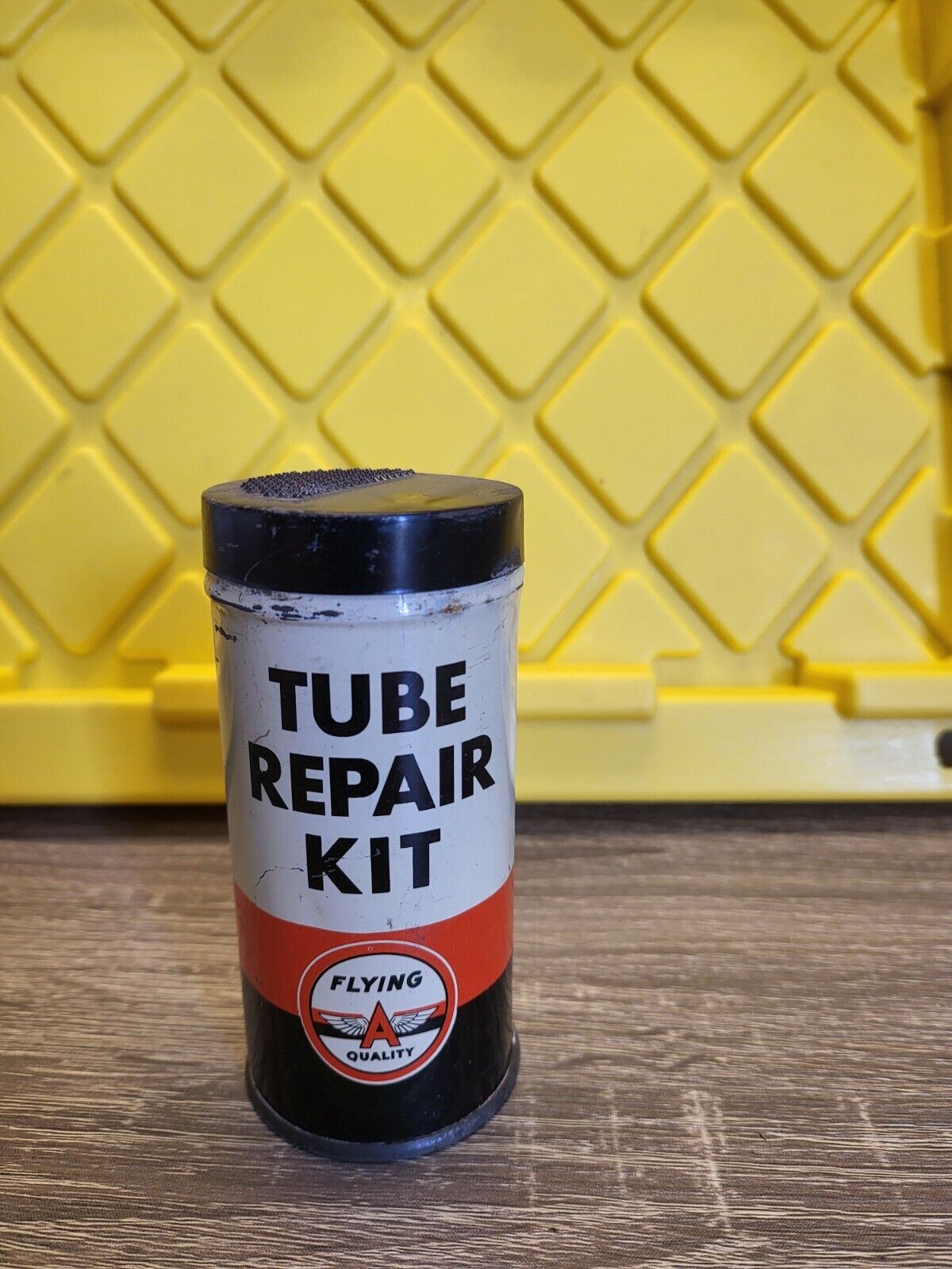 Vintage Flying  A Rubber Tire Tube Repair Kit In Tin Can Tide Water Oil Company