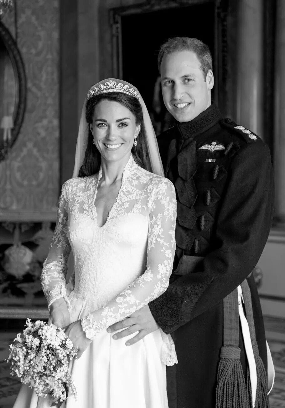Prince William Kate Middleton of Wales Size 5 x 7 Photograph (1)