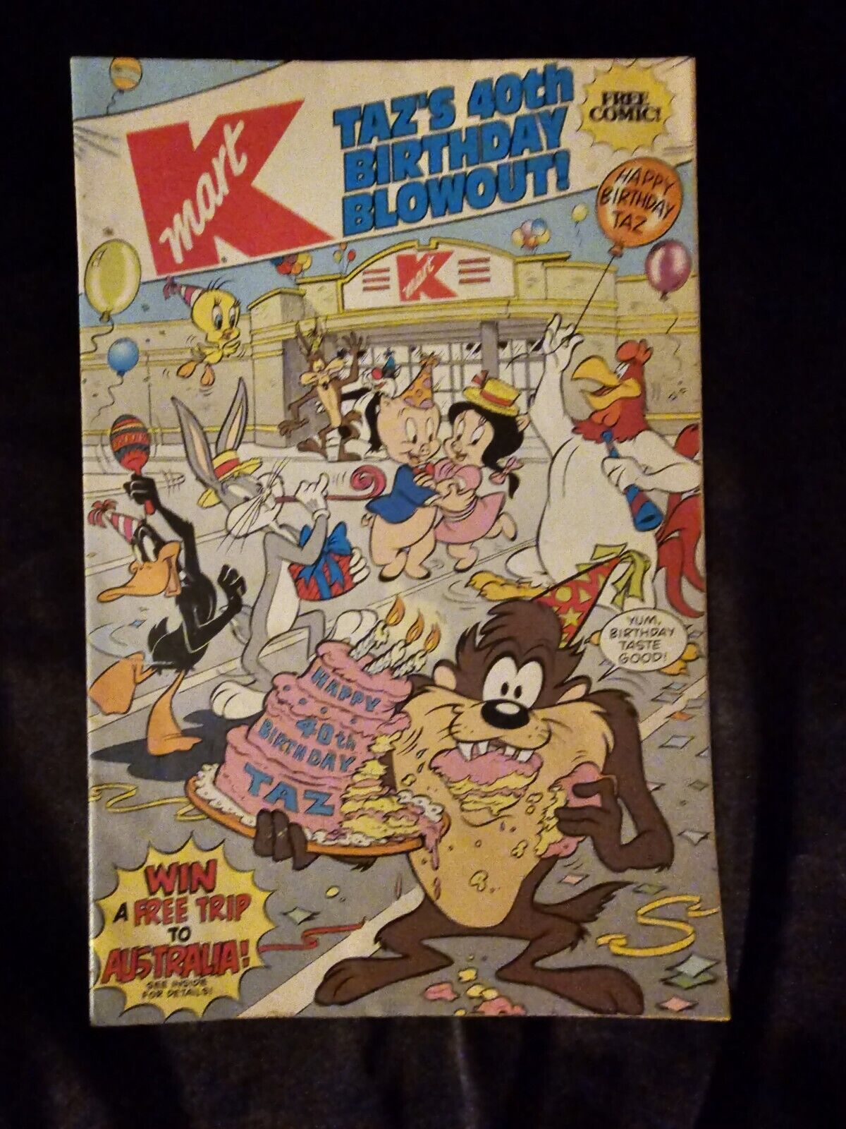 TAZ¨s 40Th Birthday Blowout- Kmart by DC COMICS- 1994