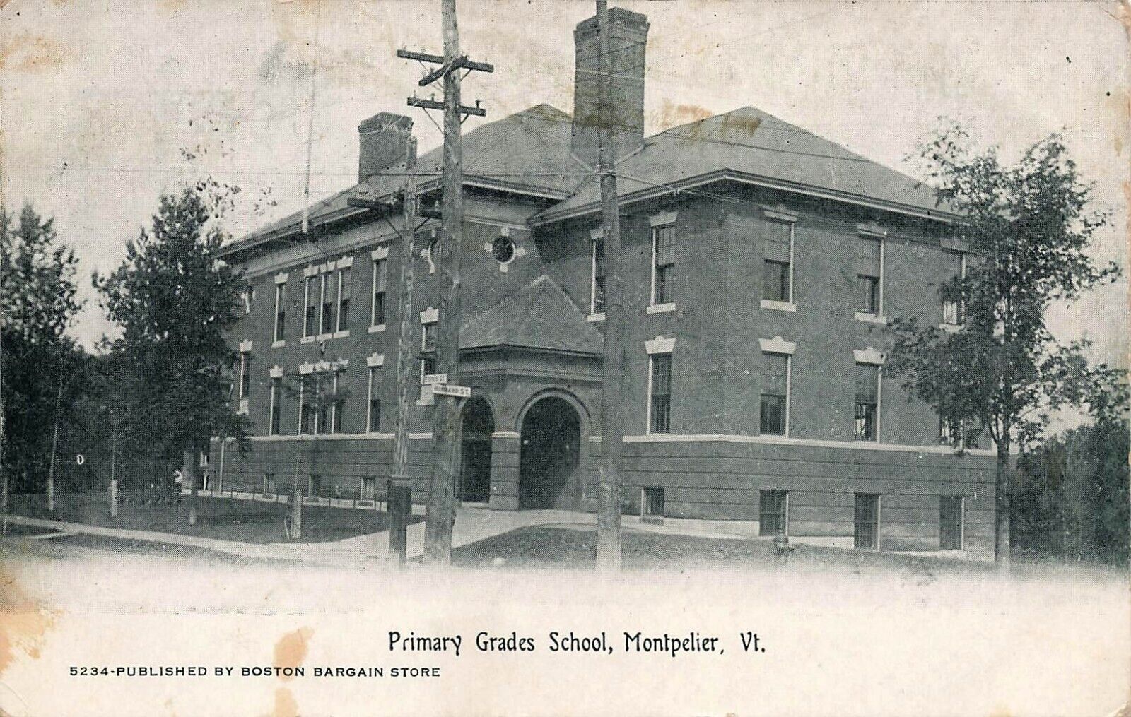 1914 VERMONT PHOTO POSTCARD: PRIMARY GRADES SCHOOL BUILDING, MONTPELIER, VT