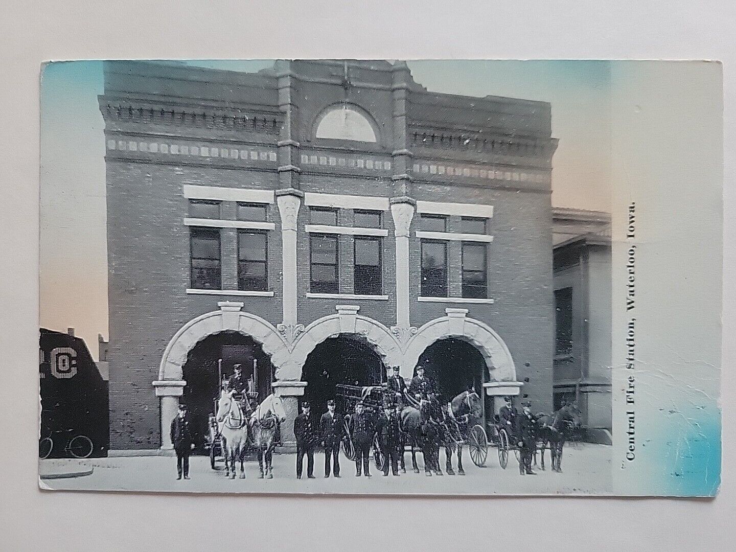 EARLY WATERLOO IOWA CENTRAL FIRE STATION FIREMEN HORSE DRAWN HOSE CARTS POSTCARD