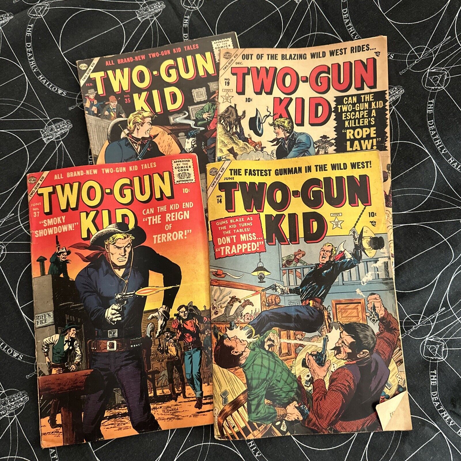 Two-Gun Kid Atlas 1950s Western Comic Lot Of 4 Pre-Marvel  Maneely Severin Art