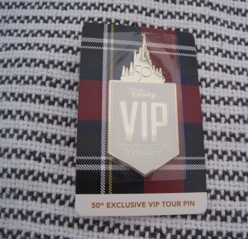 Disney VIP Tour Pin New in Package