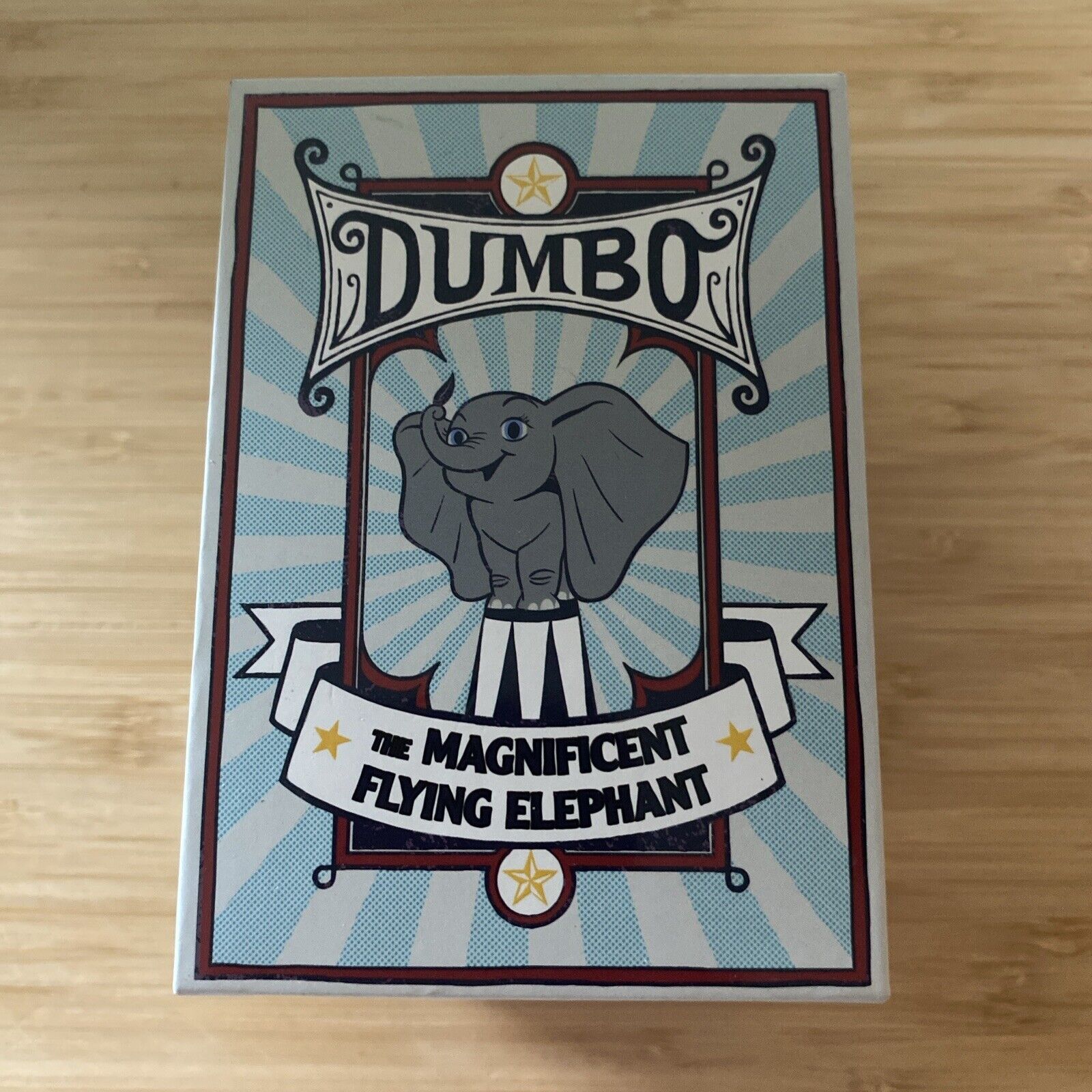 New Disney Dumbo the Magnificent Flying Elephant Magic Band Limited Edition 2000