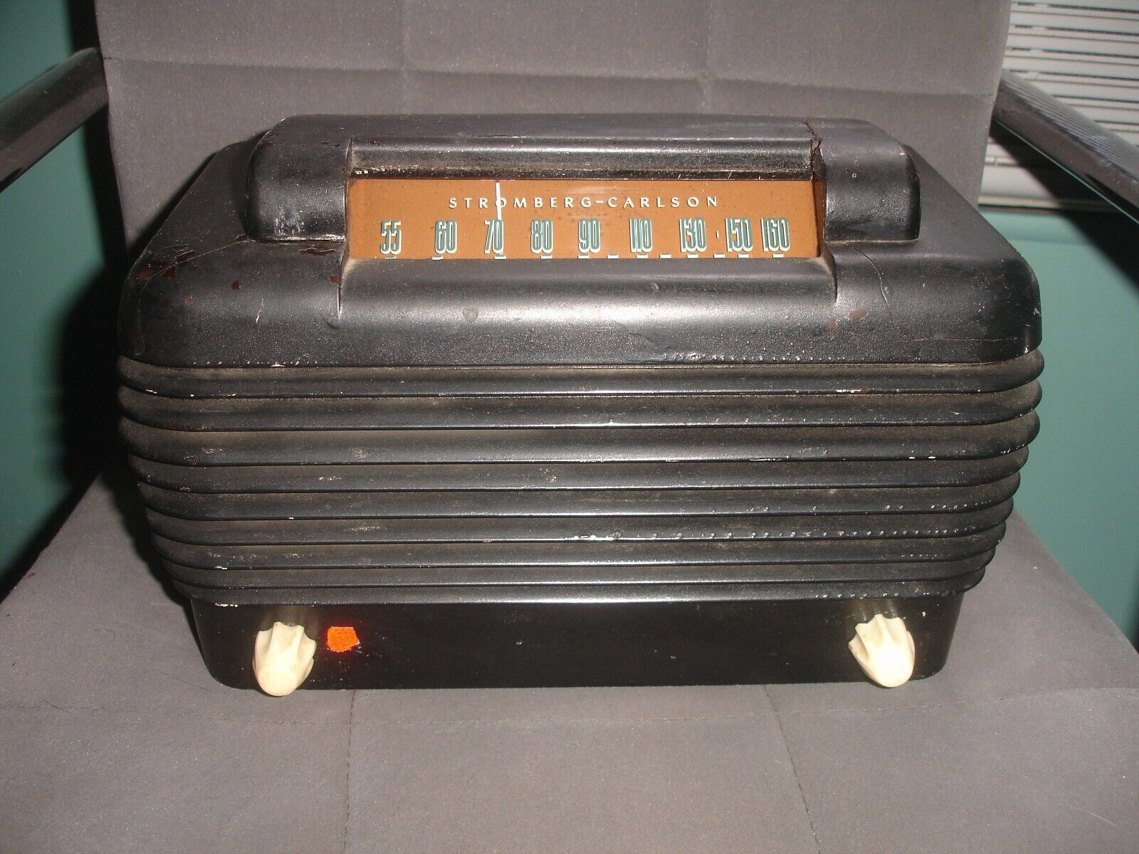 Vintage Stromberg-Carlson Radio Receiver Brown Bakelite Tabletop BROKEN REPAIR