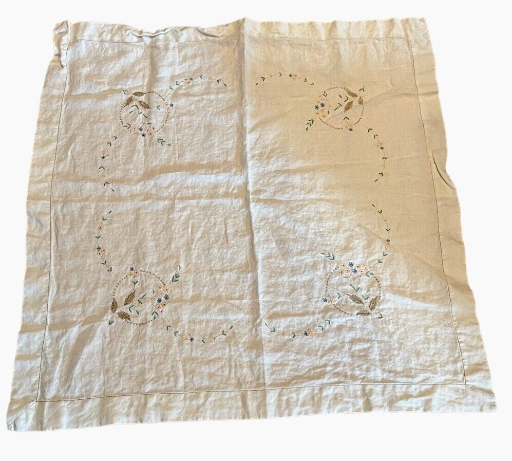Antique Hand Embroidered Linen Tablecloth White W/ Cutout Edge 33”