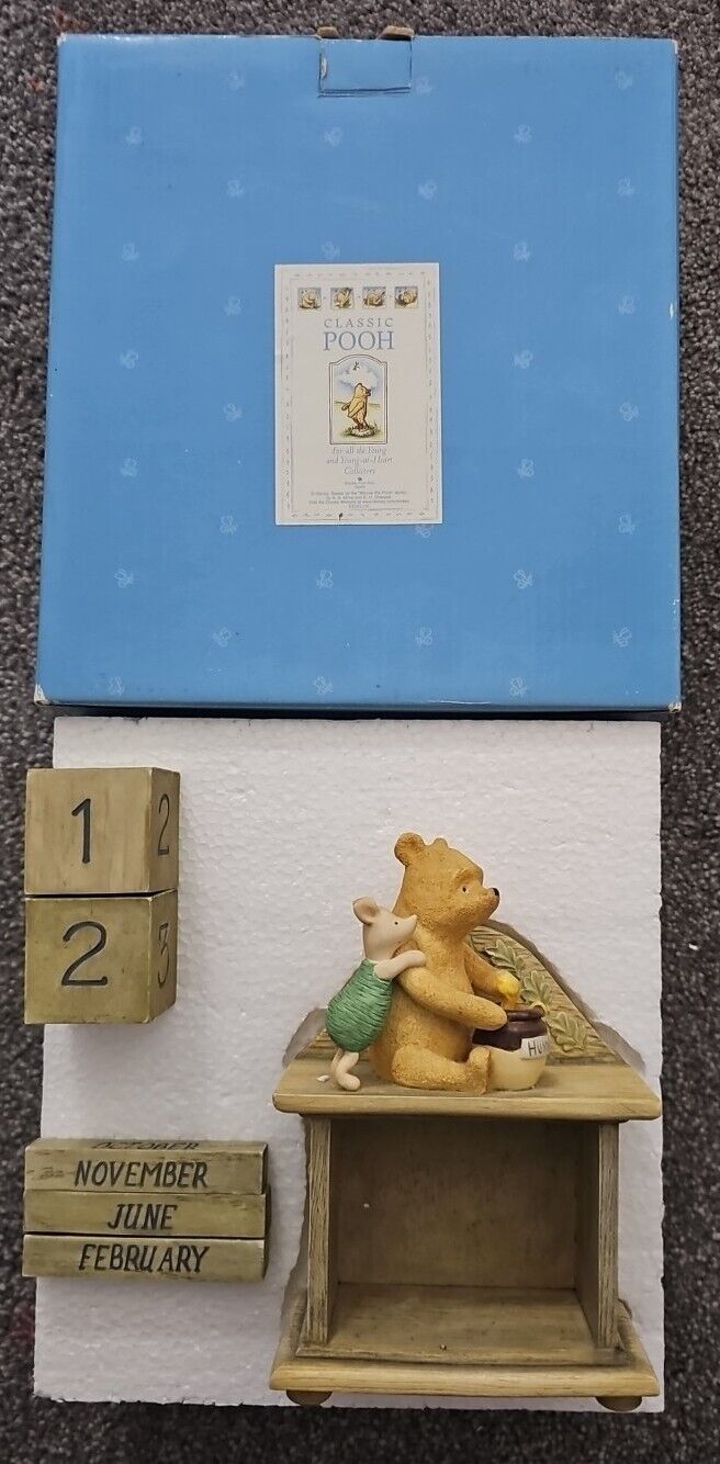 RARE.CLASSIC POOH.POOH AT HOME CALENDER LIMED OAK.A3243..2003.
