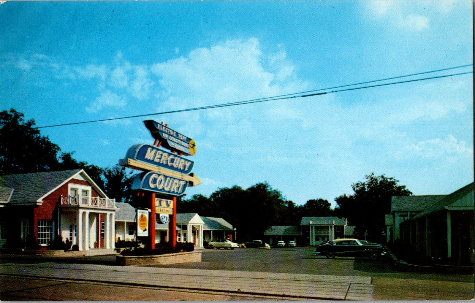 Vintage C. 1958 Mercury Court Motel US Hwy 41 Nashville Tennessee TN Postcard