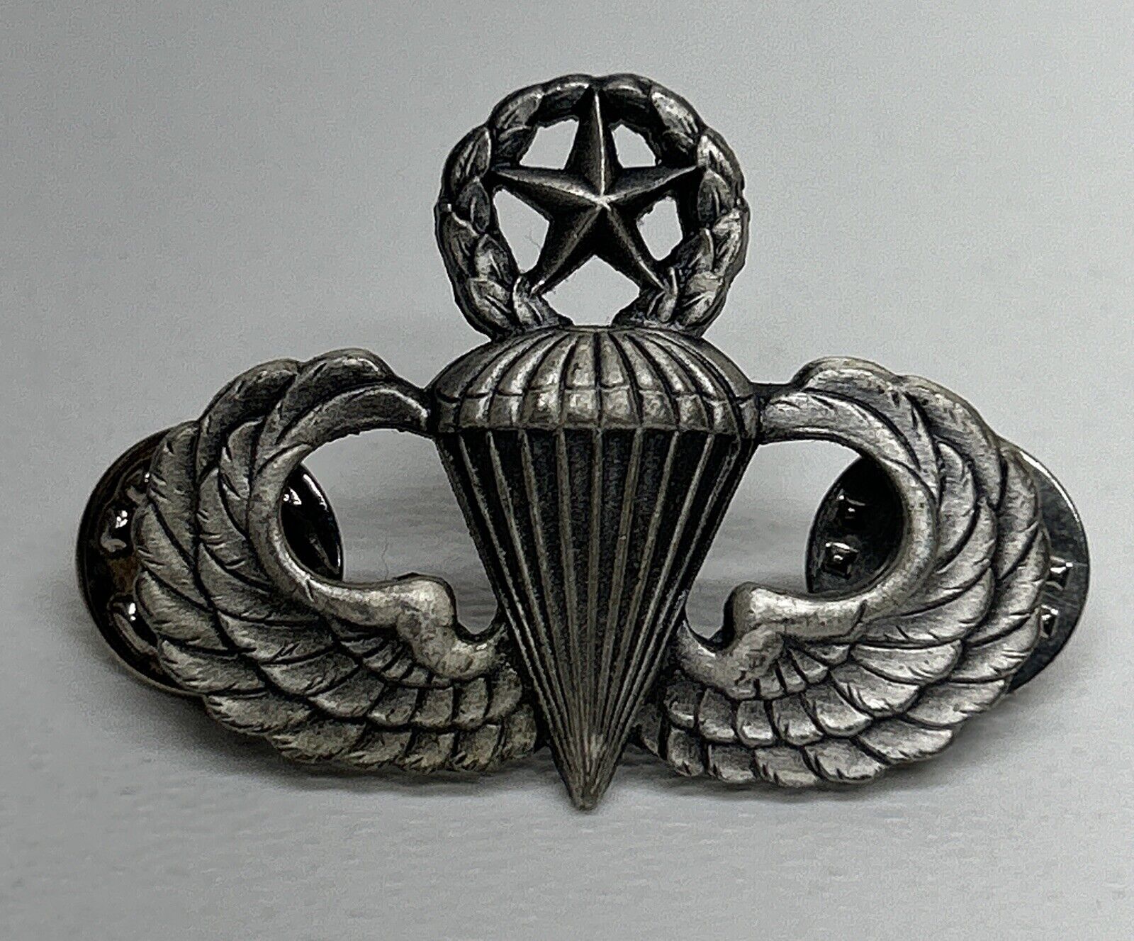 Vintage US Military Pin/Lapel, D22 Master Parachutist