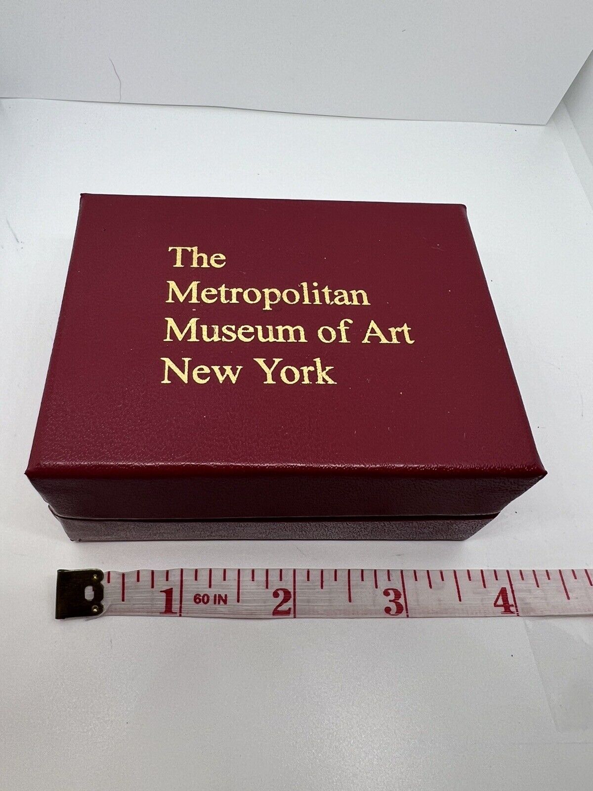 The Metropolitan Museum of Art, New York enamel trinket box