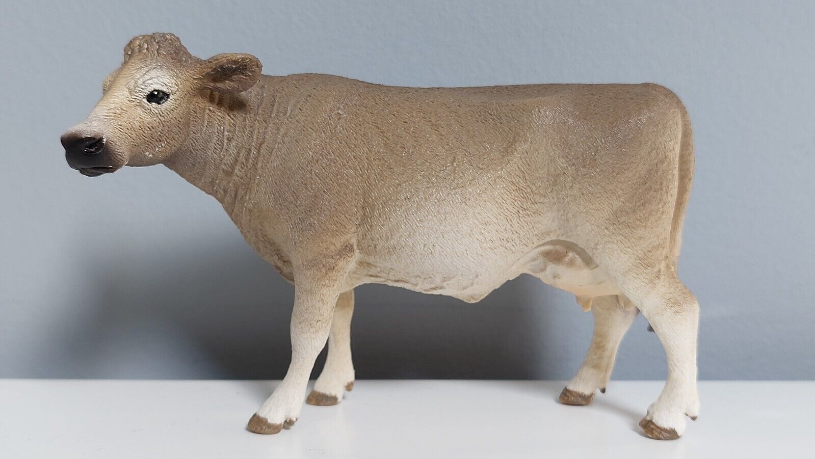 Schleich Exclusive/Special Edition Braunvieh Swiss Cow RARE Exclusive to 42407