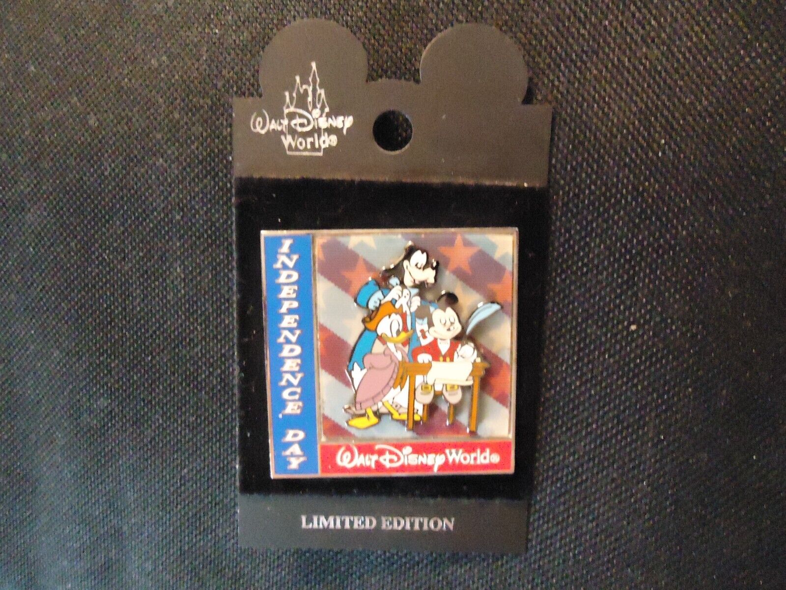 DISNEY WDW INDEPENDENCE DAY 2001 DONALD GOOFY MICKEY FOUNDING FATHER PIN LE 5000