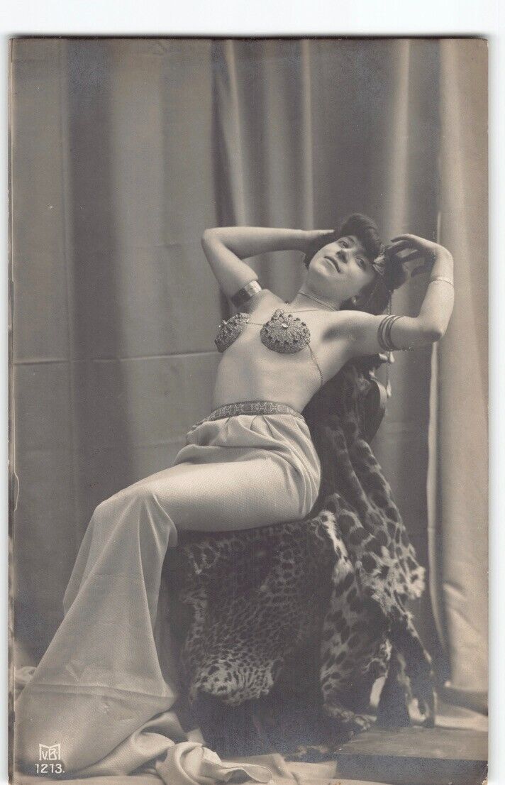 Risque Woman~Like Mata Hari~Leopard Fur~German or French RPPC Photo Postcard -P4