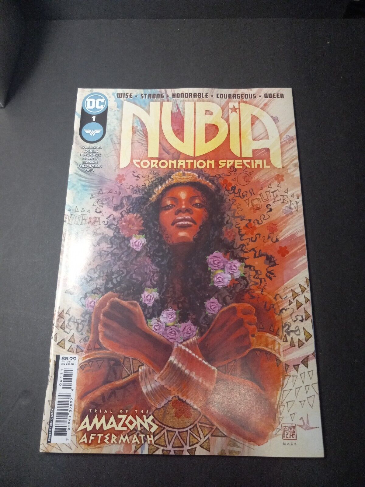 NUBIA # 1 Coronation Special NM ( DC Comics )  Fast Shipping 