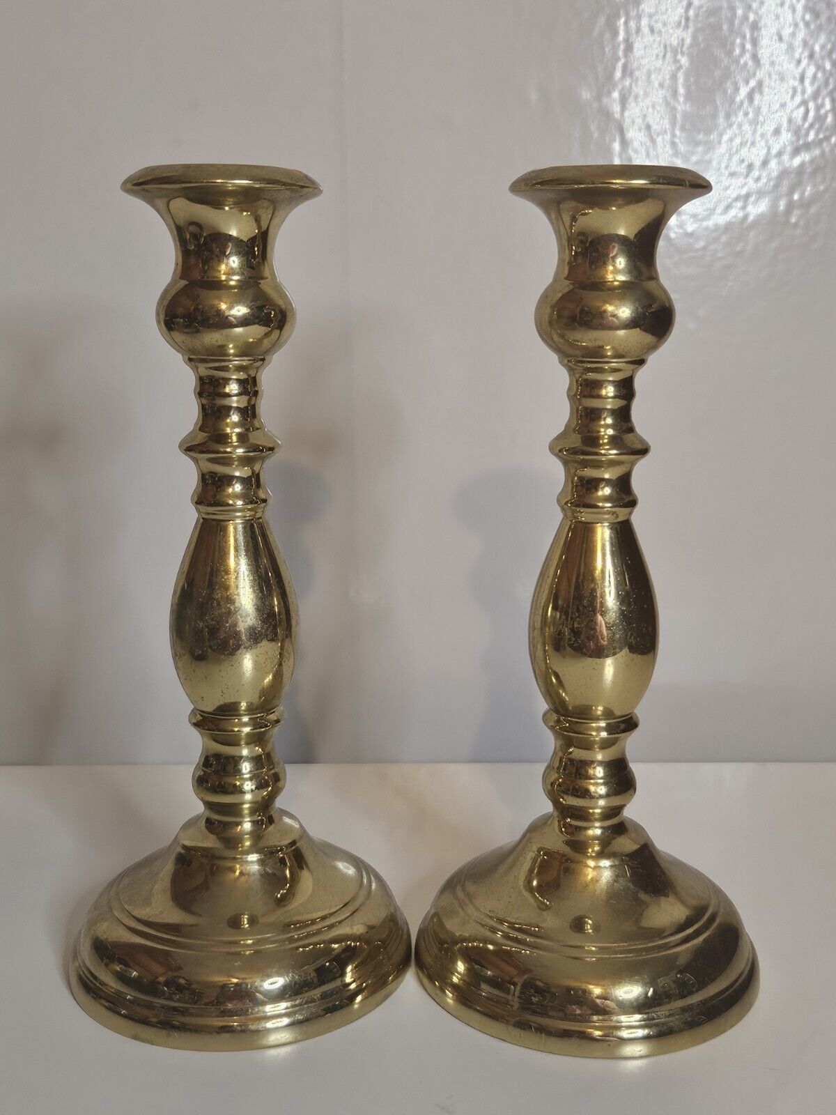 Pair of Virginia Metalcrafters Colonial Williamsburg Brass Candlesticks SOLID 
