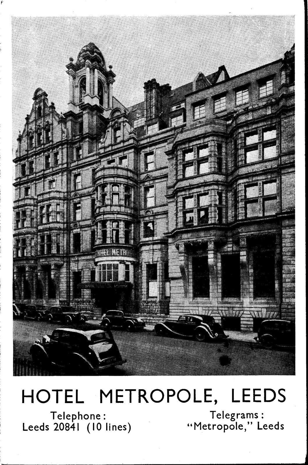CONTINENTAL SIZE POSTCARD HOTEL METROPOLE AT LEEDS UNITED KINGDOM c. 1930s