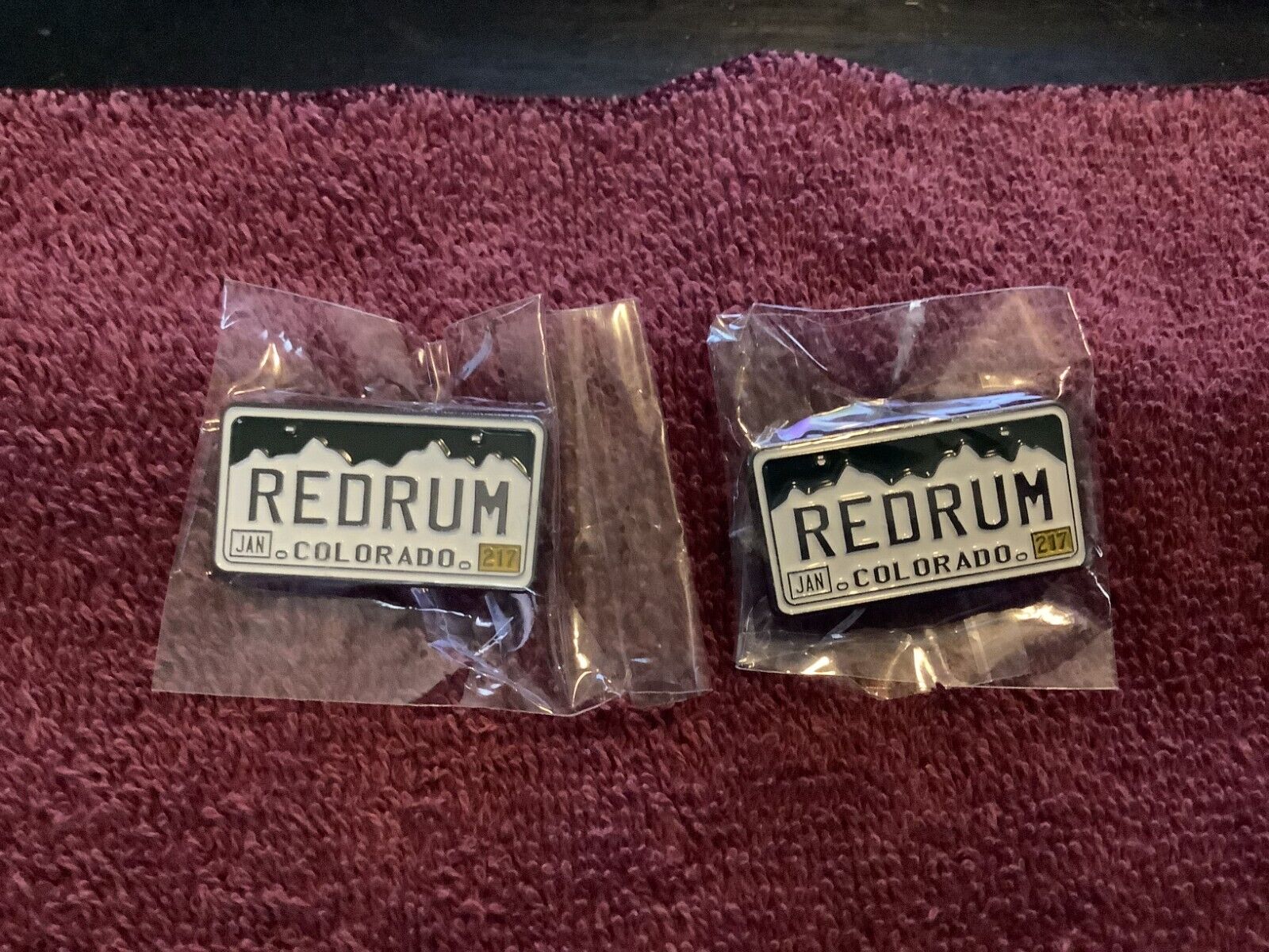 Lot of 2 The Shining REDRUM Colorado License Plate Enamel Pins New