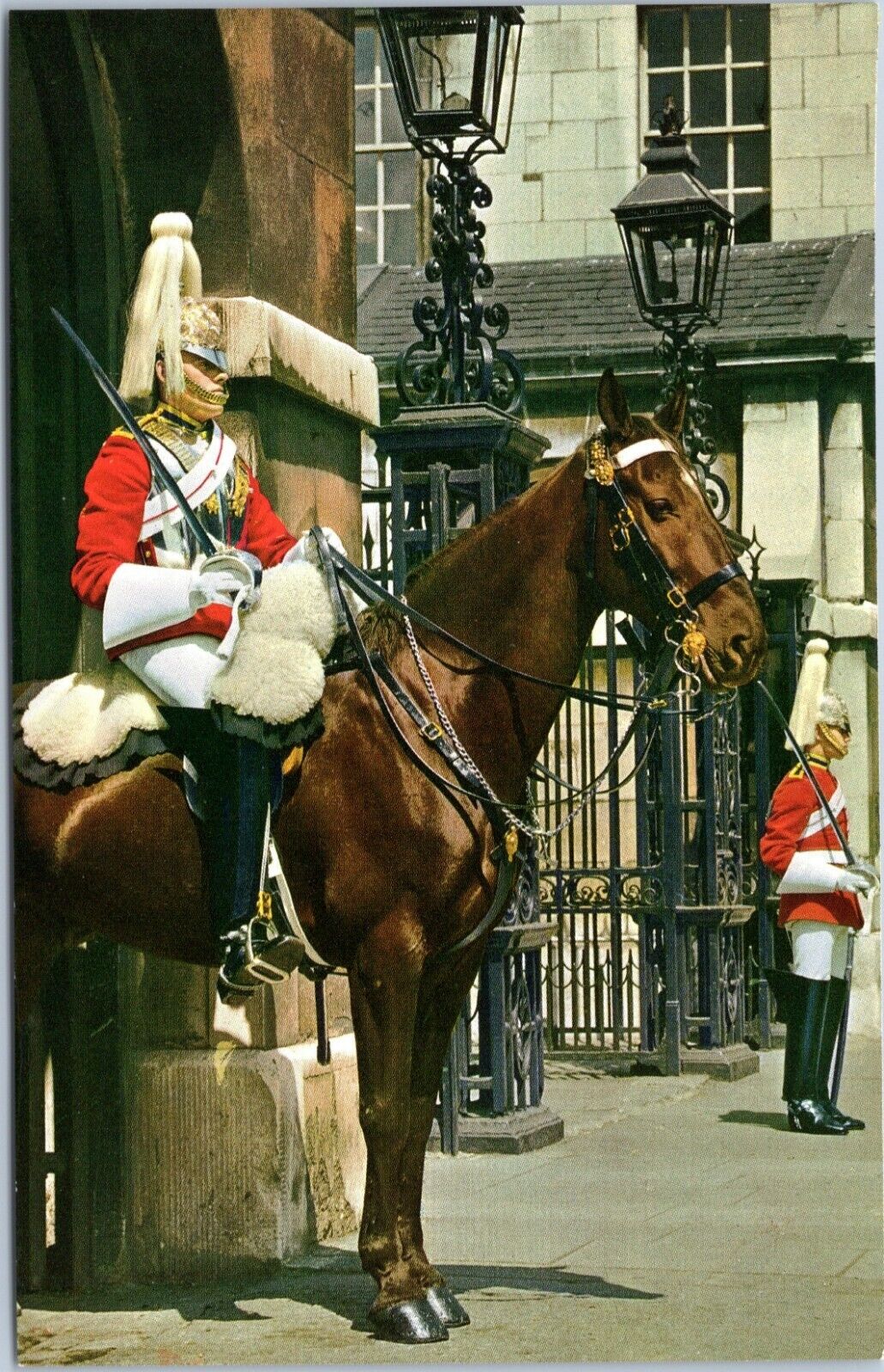 postcard UK  England - Life Guards, Whitehall, London